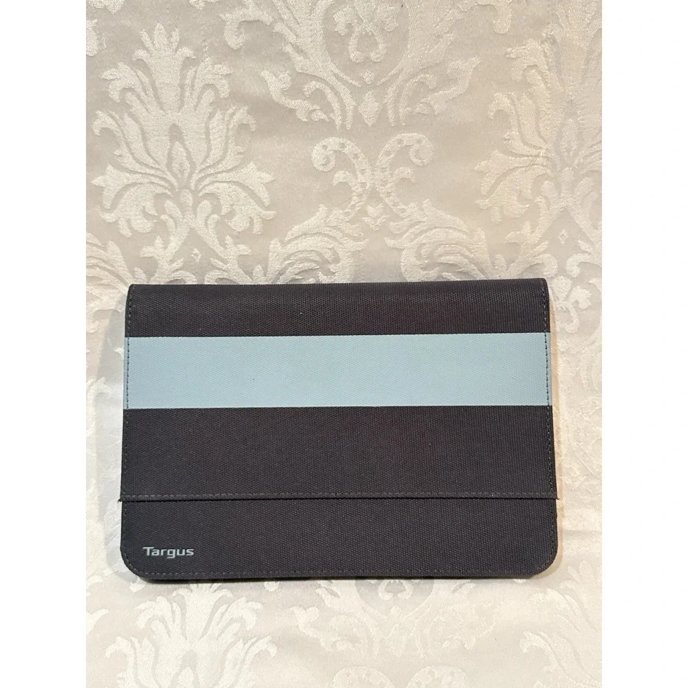 Targus Universal 8.5x5.5 Rotating Tablet Case